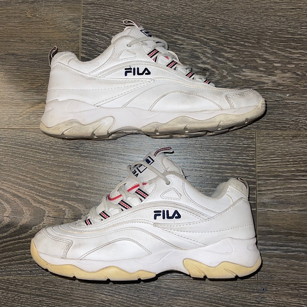 FILA women’s sneakers